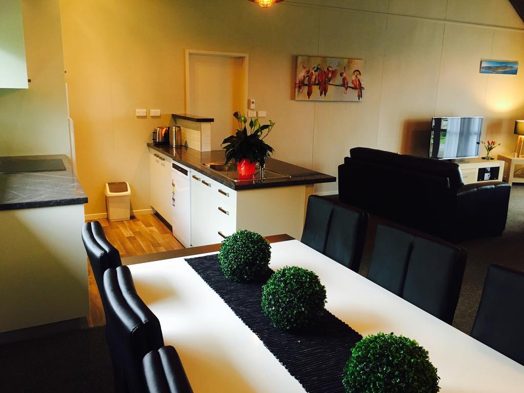 A Touch Of Tuscany At Hillsborough New Plymouth Exteriör bild