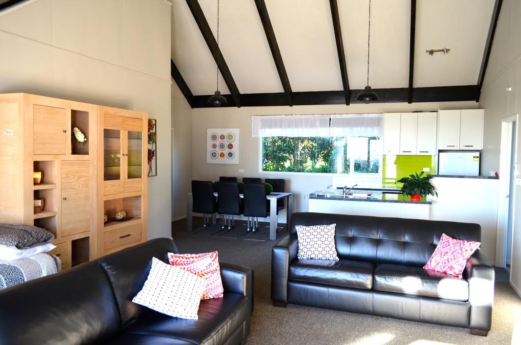 A Touch Of Tuscany At Hillsborough New Plymouth Exteriör bild